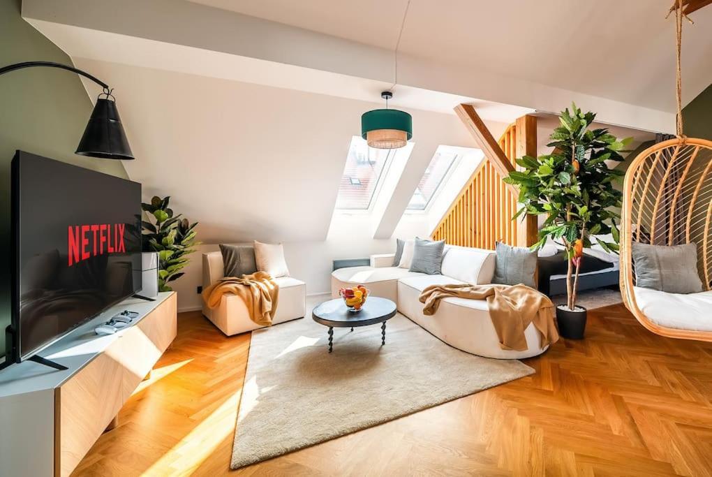 3br Ac Heaven Of Harmony Luxpenthouse Theater View